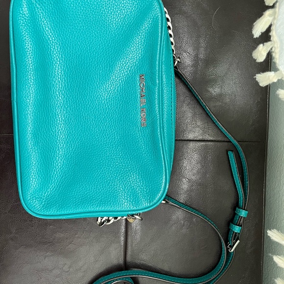Michael Kors teal Crossbody - Picture 2 of 5